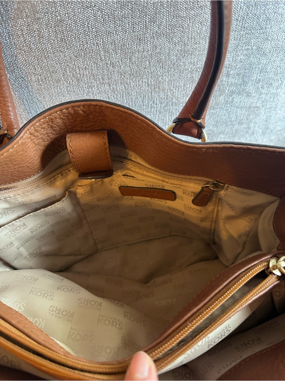 Michael Kors Hamilton Leather Tote Bag - Picture 9 of 9